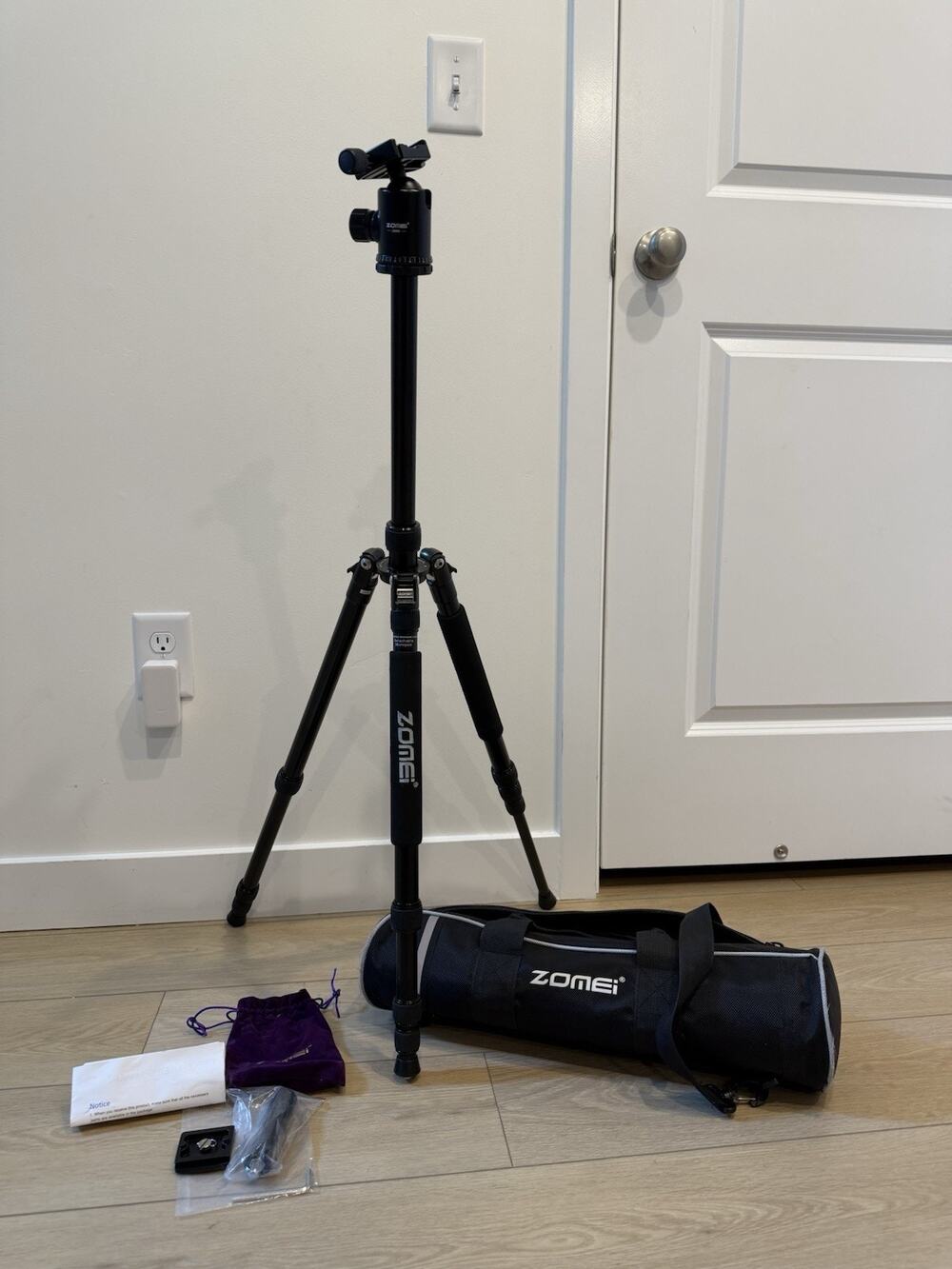 Zomei Z888 Portable Quick Release Pro Tripod Monopod+BallHead For DSLR Camera